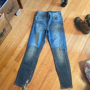 Lucky brand blue skinny jeans